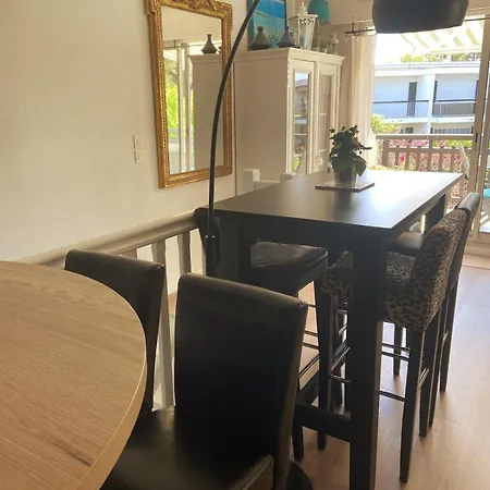 Apartment Duplex Ensoleille Avec Terrasse, A 300m De La La Baule-Escoublac